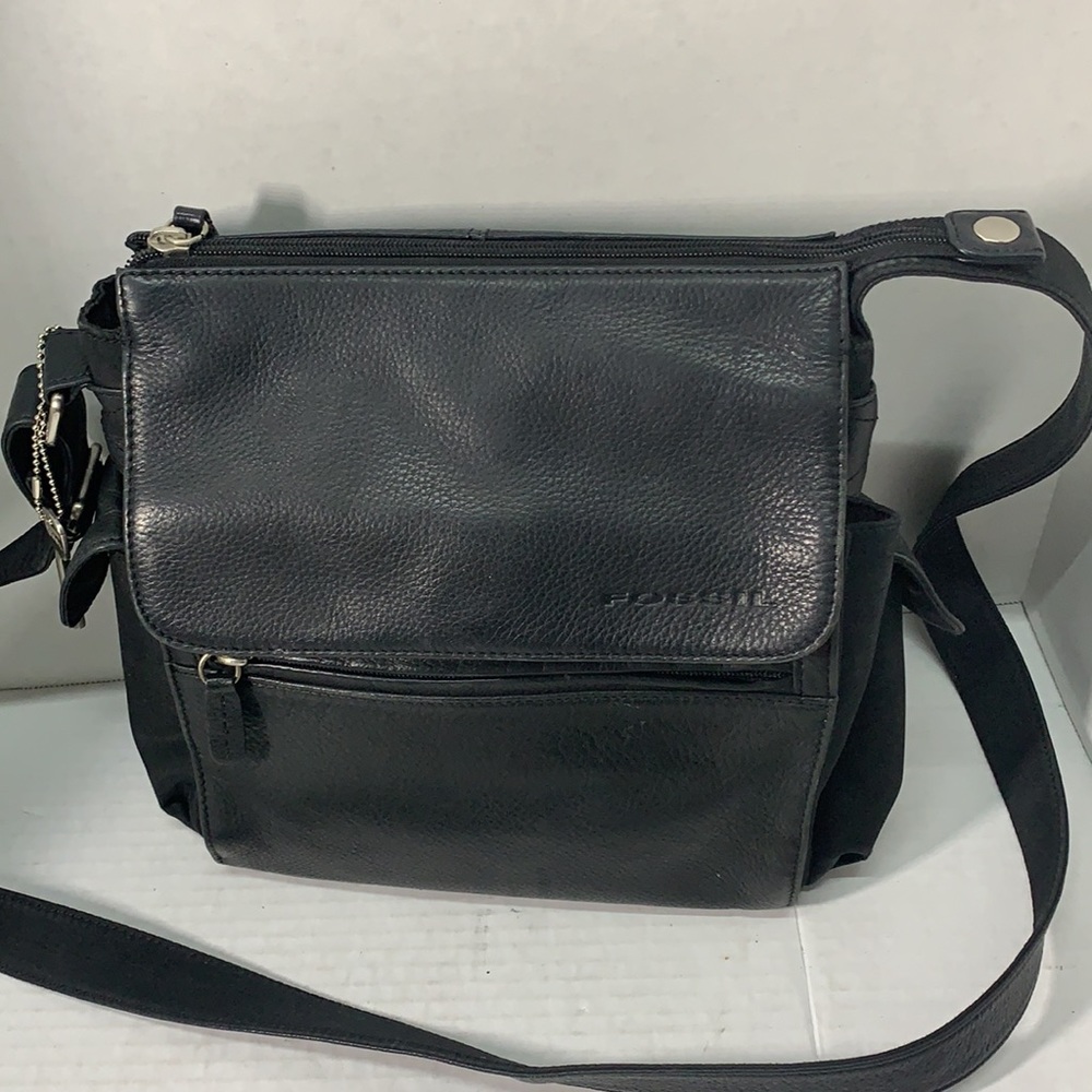 Nice Leather Fossil Crossbody Bag - Picture 2 of 8